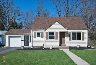 1907 Glendale Blvd, Kalamazoo, MI 49004