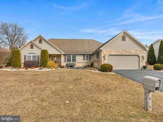 28 Plymouth Dr, Jonestown, PA 17038