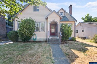 1140 & 1138 13th St NE, Salem, OR 97301