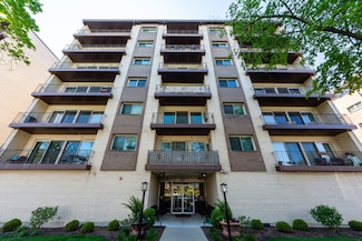 235 Marengo Ave Unit 3B, Forest Park, IL 60130