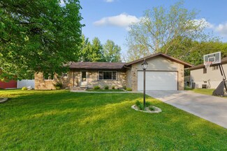 16468 Gannon Ave W, Rosemount, MN 55068