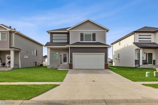 5480 Lori Ln W, West Fargo, ND 58078