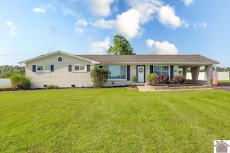 9731 State Route 121 N, Farmington, KY 42040
