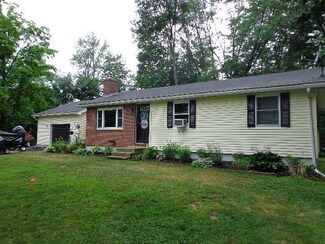 2 Monroe Dr, Hooksett, NH 03106