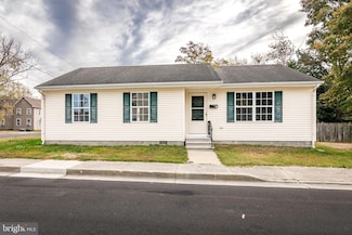 16 W East St, Delmar, MD 21875