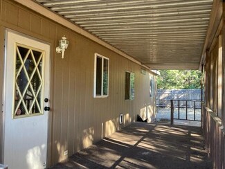 20055 Highway 62 Unit 22, Shady Cove, OR 97539