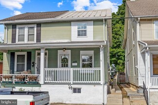 310 Duke St, Ephrata, PA 17522