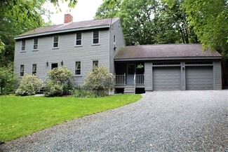 22 Highland Dr, Chichester, NH 03258