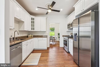 2142 N Dinwiddie St, Arlington, VA 22207