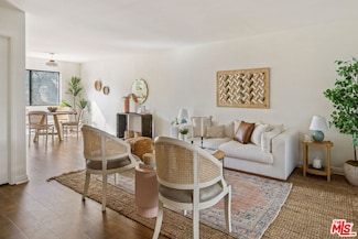 850 Lucile Ave Unit 12, Los Angeles, CA 90026