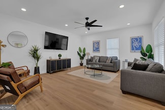 438 Hamilton E Holmes Dr NW, Atlanta, GA 30318