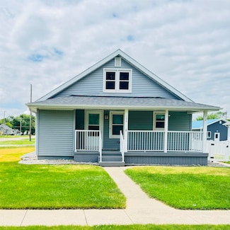 106 S 3rd St, Battle Creek, NE 68715