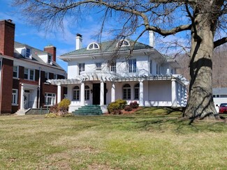 2008 Kanawha Blvd E, Charleston, WV 25311