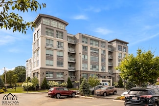 201 Elliott St Unit 615, Beverly, MA 01915