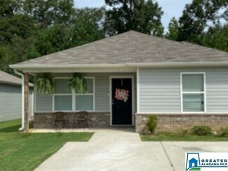 569 Fox Run Cir, Pell City, AL 35125