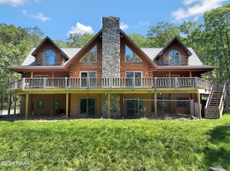 199 Indian Trail Rd, Milford, PA 18337