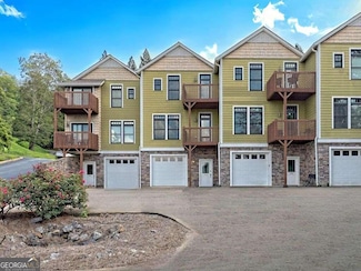 1401 Lakeside Rd, Hiawassee, GA 30546