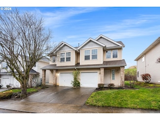 8413 NE Knott St, Portland, OR 97220