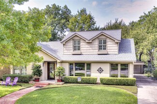 2233 Ward Pkwy, Fort Worth, TX 76110