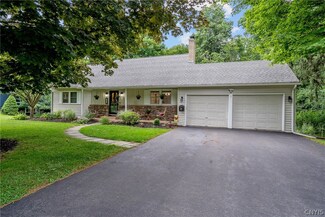 200 Whitestone Dr, Syracuse, NY 13215