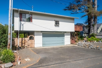 541 SE Oar Ave, Lincoln City, OR 97367