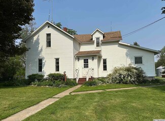 2035 490th St, Northwood, IA 50459