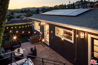 1743 Griffith Park Blvd, Los Angeles, CA 90026