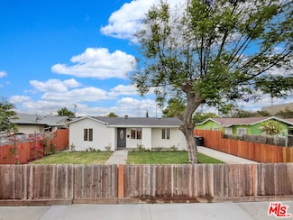 10692 Sycamore Ave, Stanton, CA 90680