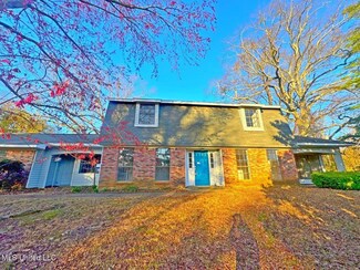 225 Kiowa Dr, Madison, MS 39110