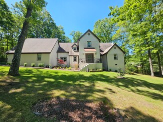 321 Robin Hood Trail, Signal Mountain, TN 37377
