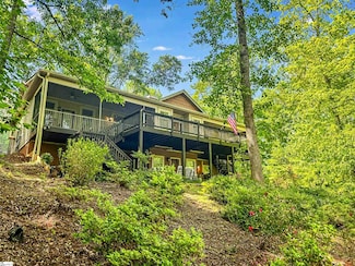 586 Silver Shoals Cir, Marietta, SC 29661