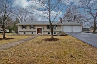 312 Dutchess St, Springfield, MA 01129