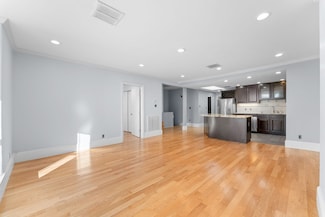570 Massachusetts Ave Unit 5, Boston, MA 02118