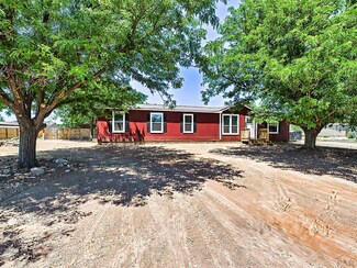 882 S Tolstoi Dr, Pueblo West, CO 81007