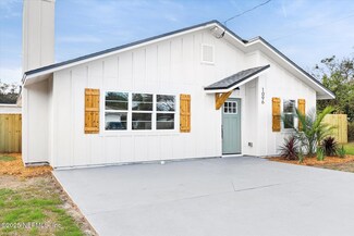 1096 Hibiscus St, Atlantic Beach, FL 32233