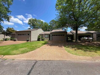 601 Woodlawn Dr, Fairfield Bay, AR 72088