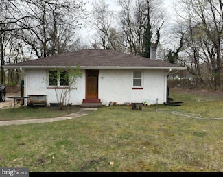 128 E Oak Ave, Lawnside, NJ 08045