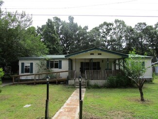 12618 NW Shuler Ln, Bristol, FL 32321