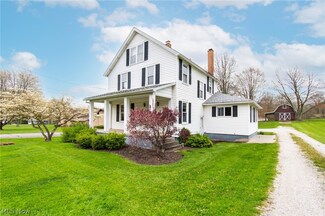 330 Valley Rd, Salem, OH 44460