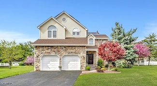7 Rine Rd, Hillsborough, NJ 08844