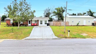 614 Flight Ave, Panama City, FL 32404