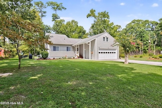 102 Sycamore St, Hertford, NC 27944