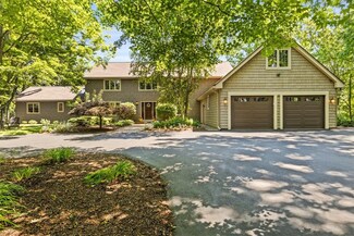 256 Thayer Rd, Fairport, NY 14450
