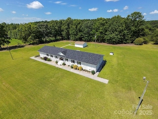 6096 Hwy 151, Jefferson, SC 29718