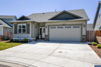 963 Hickory St, Independence, OR 97351