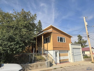 415 Spark St, Lead, SD 57754