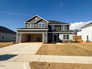 39 Northwood Dr, Fuquay-Varina, NC 27526