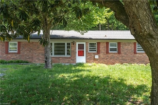 4362 Parsonsville Rd, Purlear, NC 28665