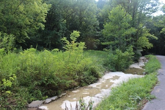 0 Patch Ln, Bethpage, TN 37022