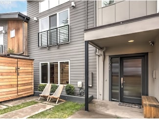7584 N Curtis Ave, Portland, OR 97217